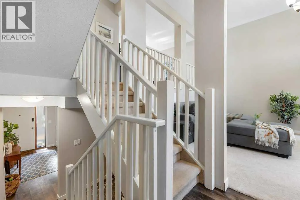 56, 5400 dalhousie Drive NW