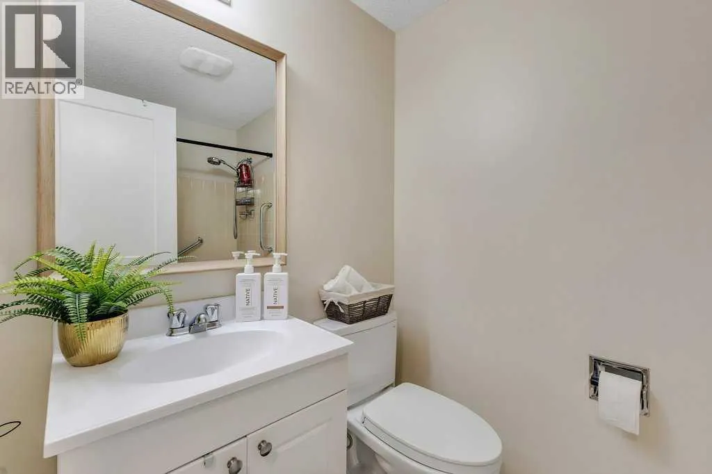 56, 5400 dalhousie Drive NW