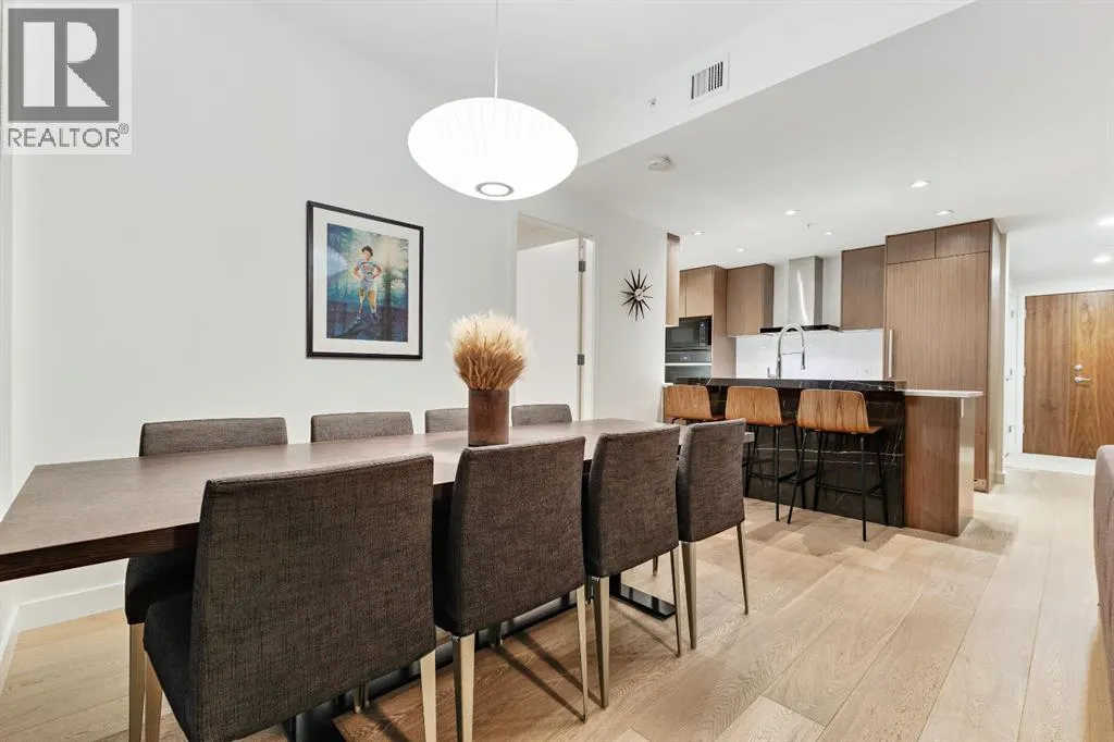 104, 128 Waterfront Court SW