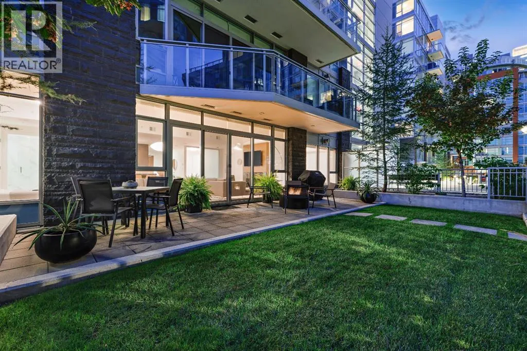 104, 128 Waterfront Court SW