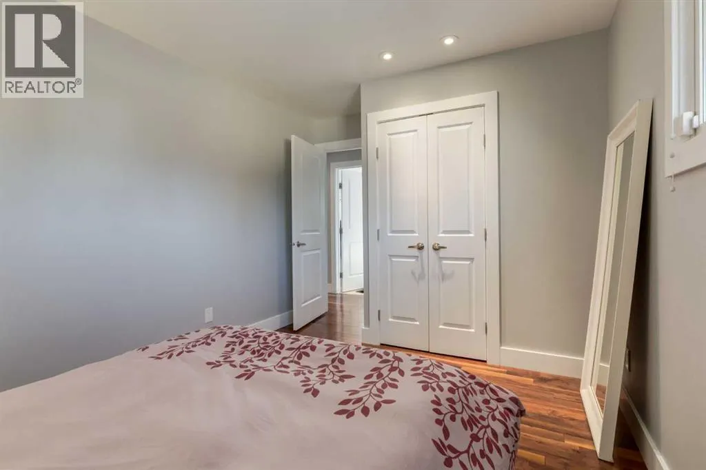 32 Calandar Road NW