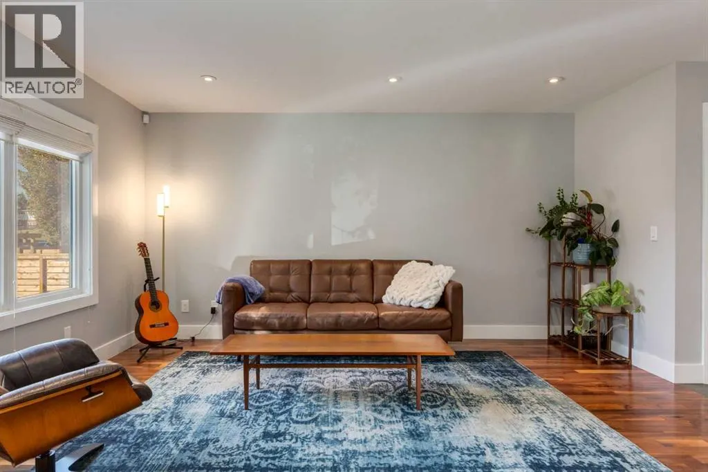 32 Calandar Road NW
