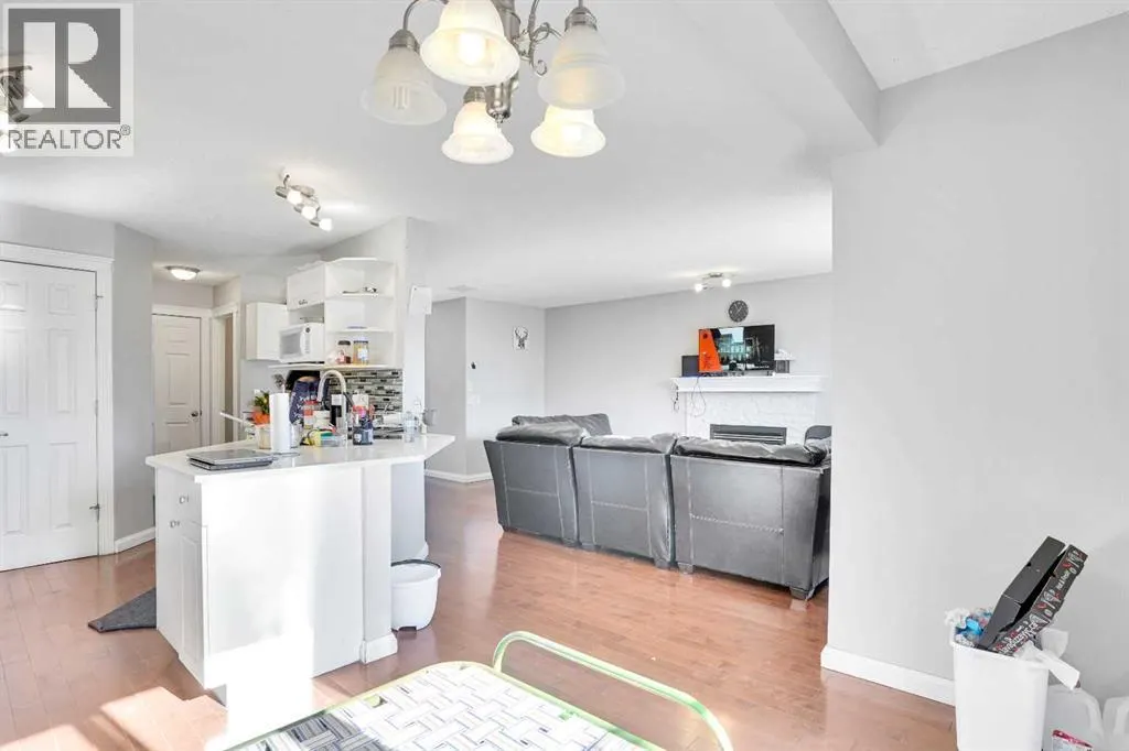 39 Saddleridge Close NE