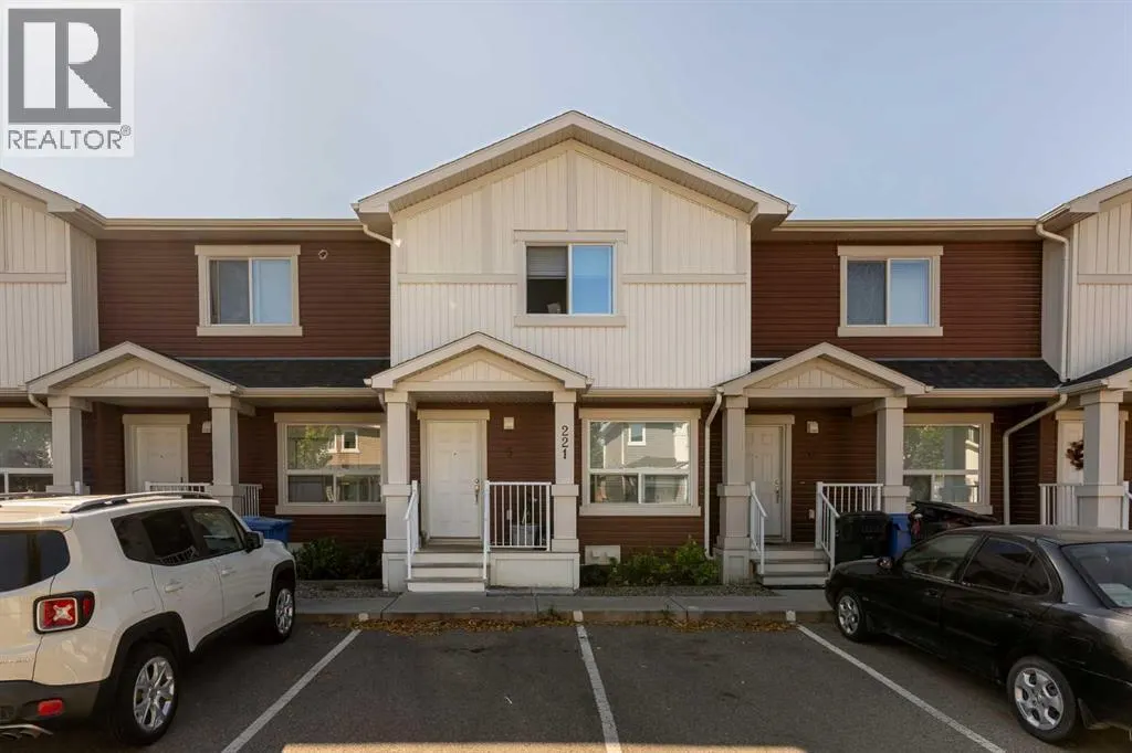 5, 221 Silkstone Road W