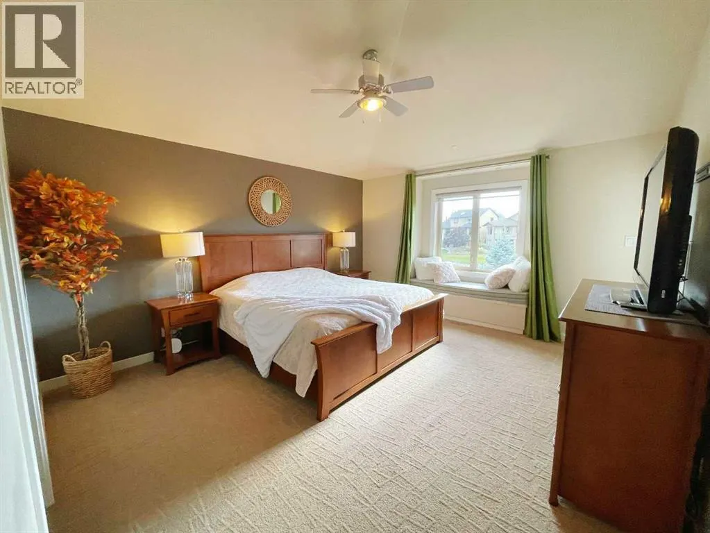 534 Canyon Cove W