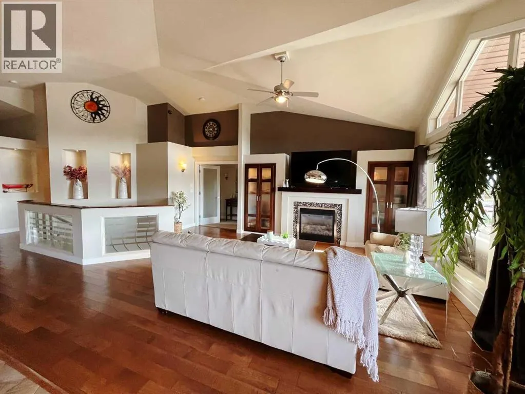 534 Canyon Cove W