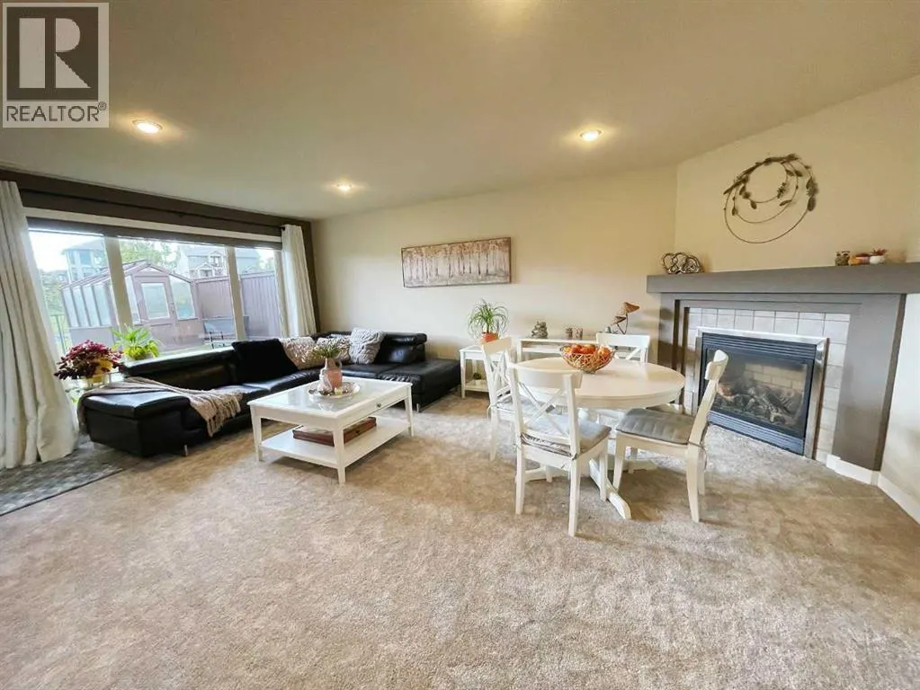 534 Canyon Cove W