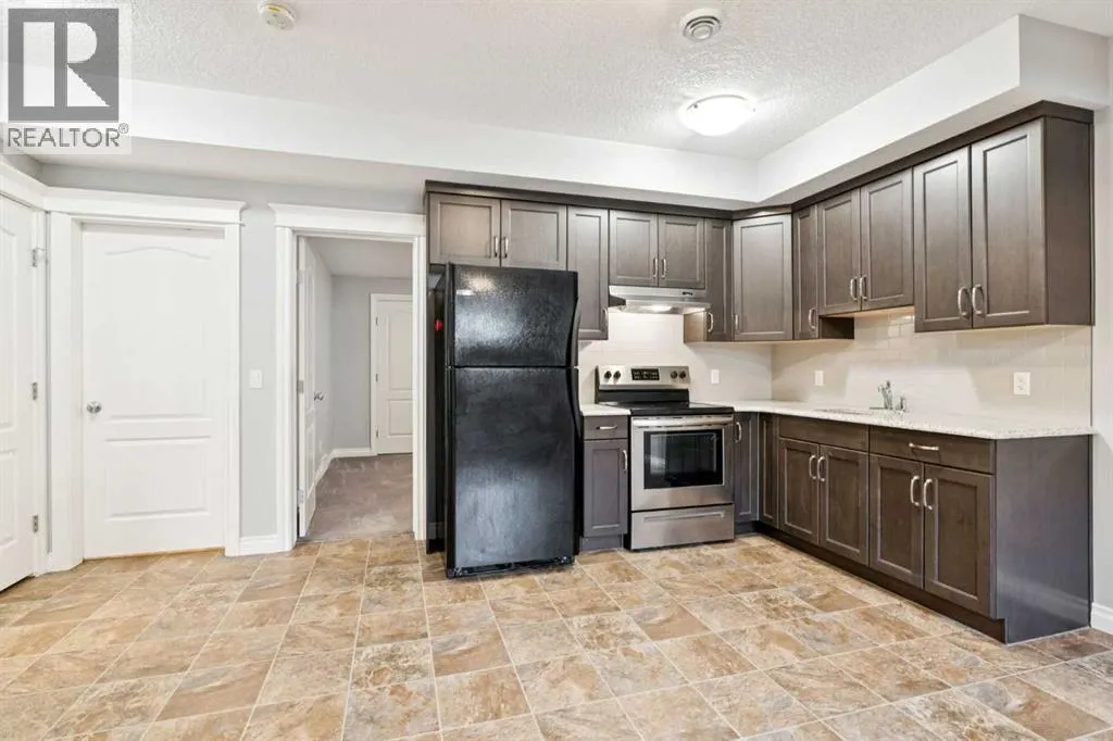 383 Evansglen Drive NW