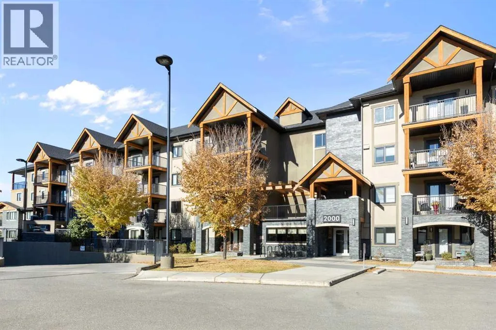 2401, 402 Kincora Glen Road NW