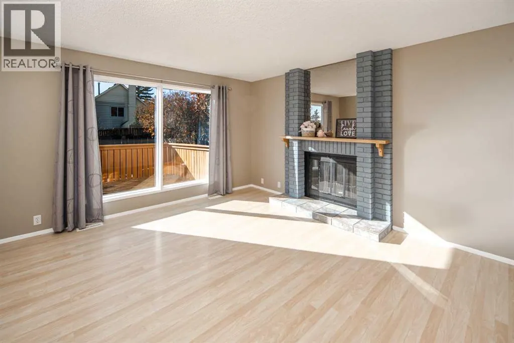 27 Strathearn Crescent SW