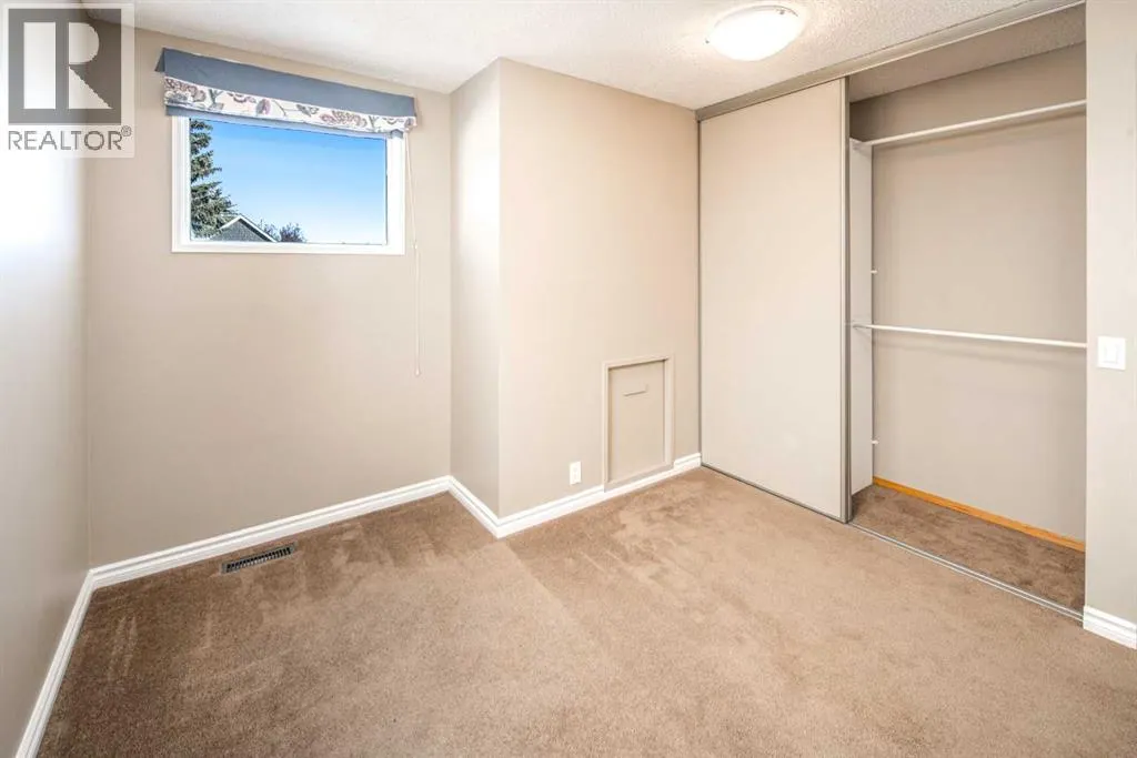 27 Strathearn Crescent SW