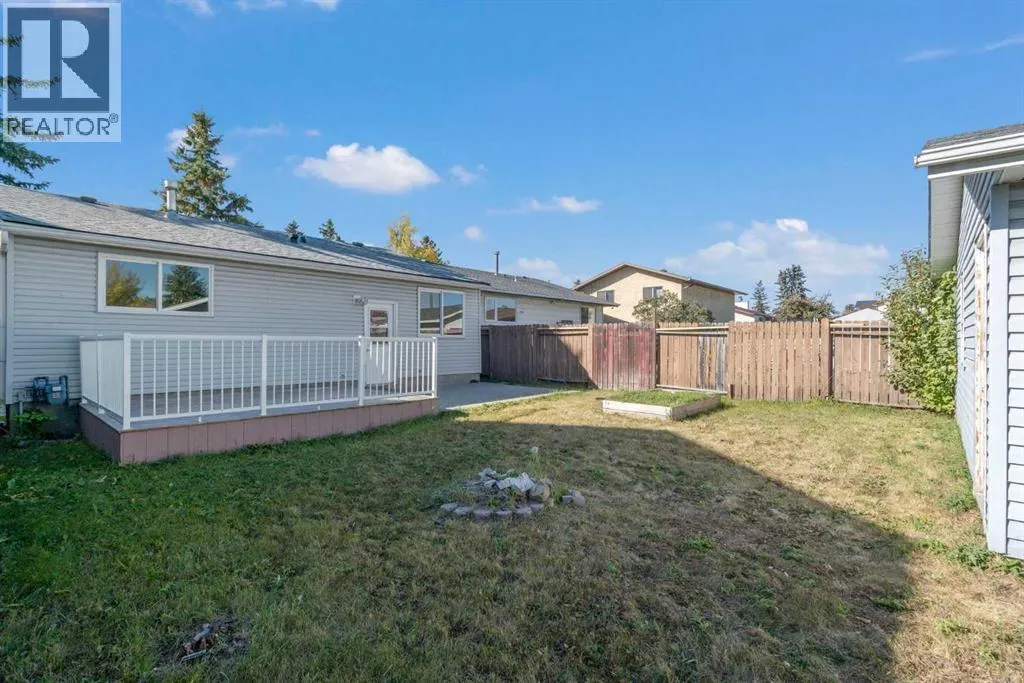 67 Fallswater Crescent NE