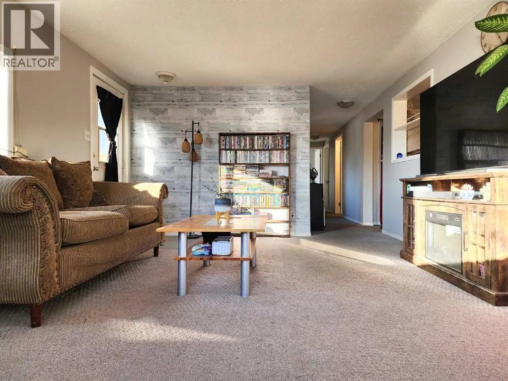 34 Willow Road W