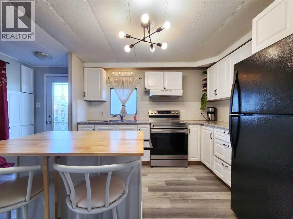 34 Willow Road W