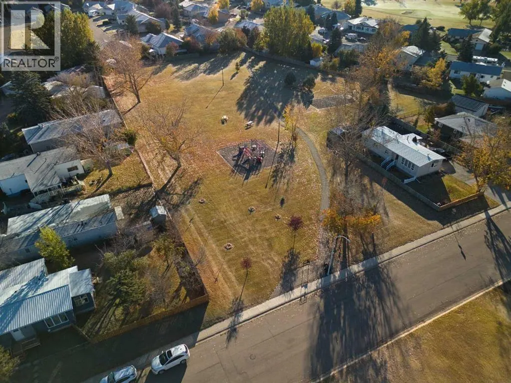34 Willow Road W