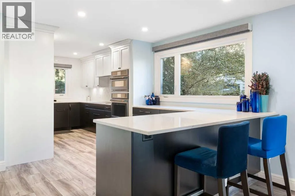 20 Stradwick Way SW