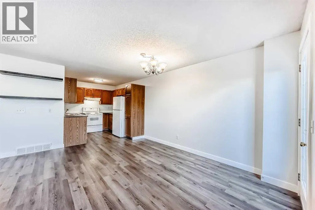 184 Mt Aberdeen Manor SE