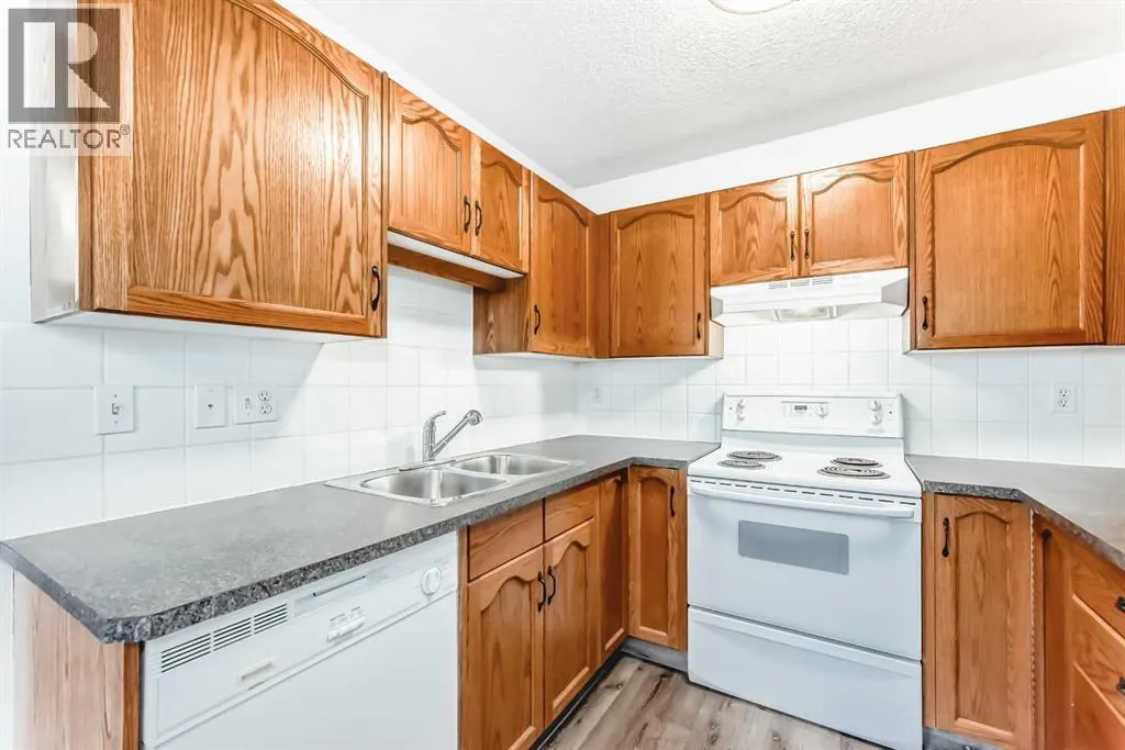 184 Mt Aberdeen Manor SE