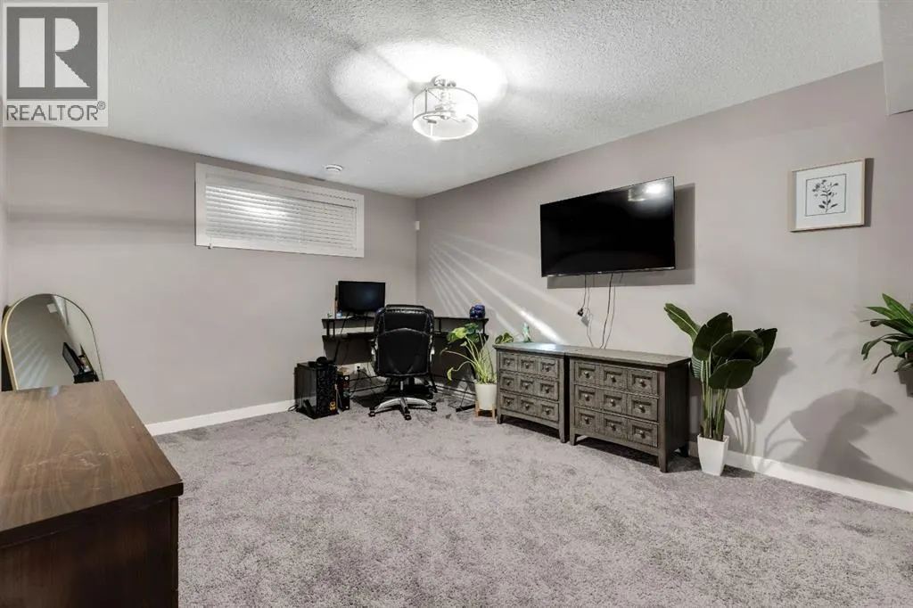 129 Wildrose Green