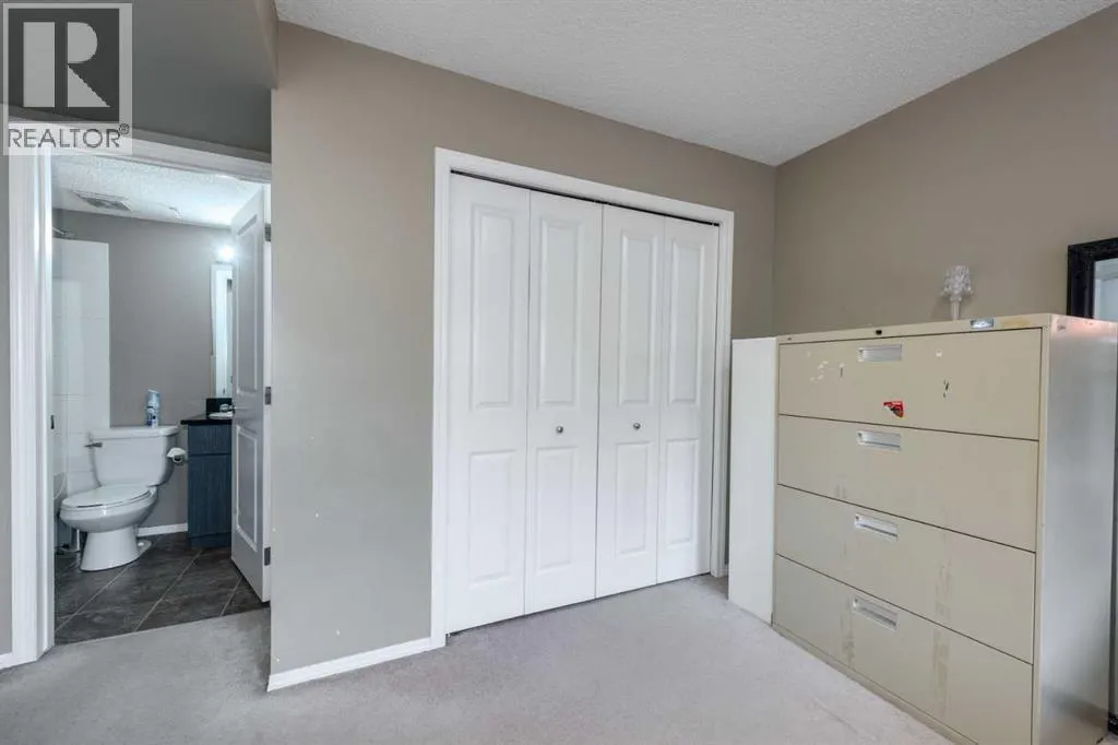 203, 5 Saddlestone Way NE