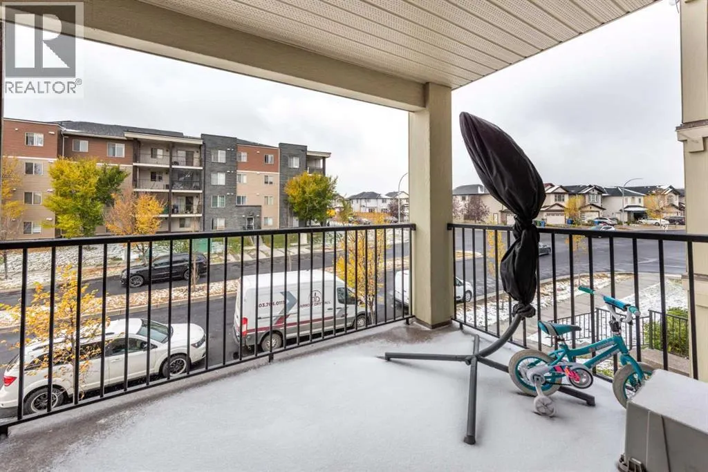 203, 5 Saddlestone Way NE