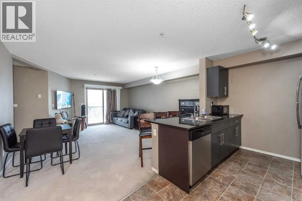 203, 5 Saddlestone Way NE