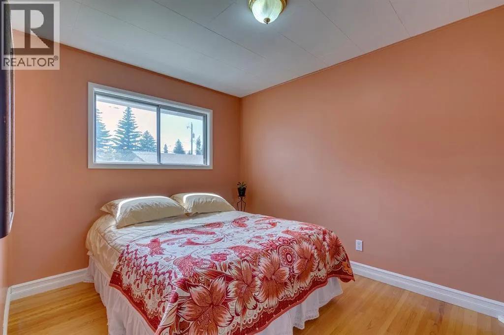 71 Sackville Drive SW