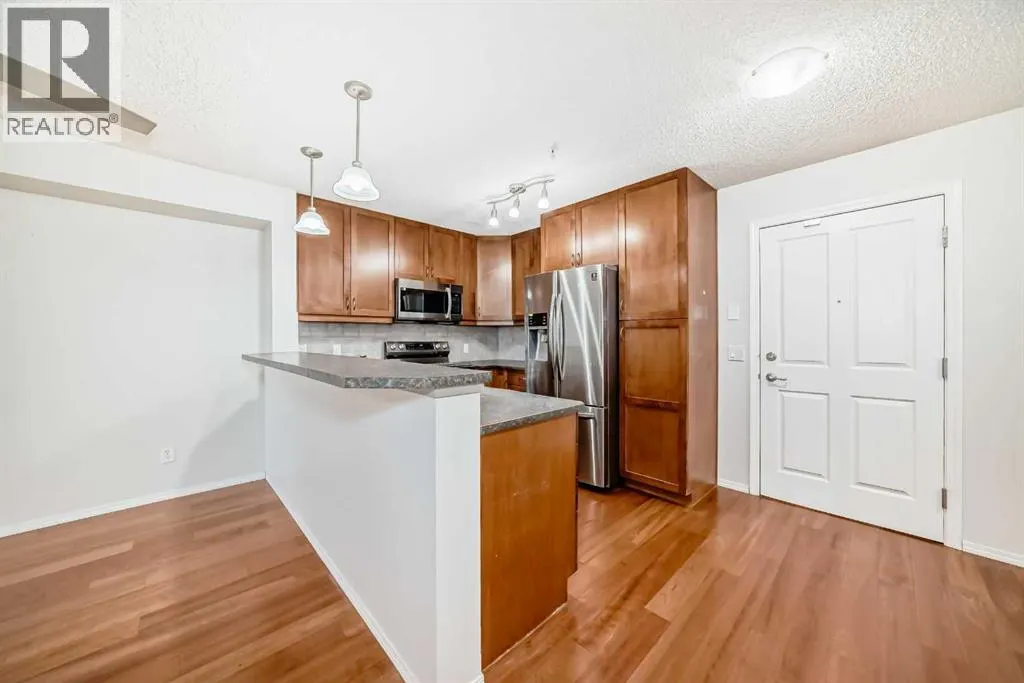 107, 380 Marina Drive