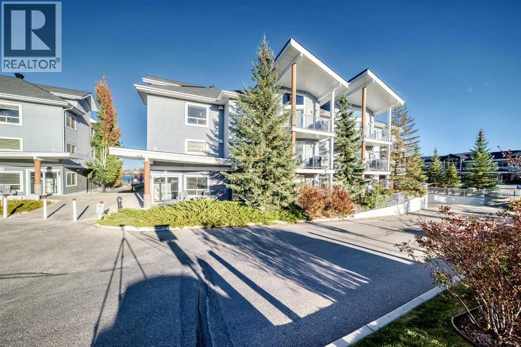 107, 380 Marina Drive