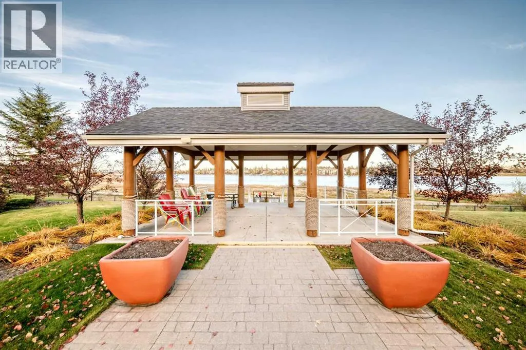 107, 380 Marina Drive
