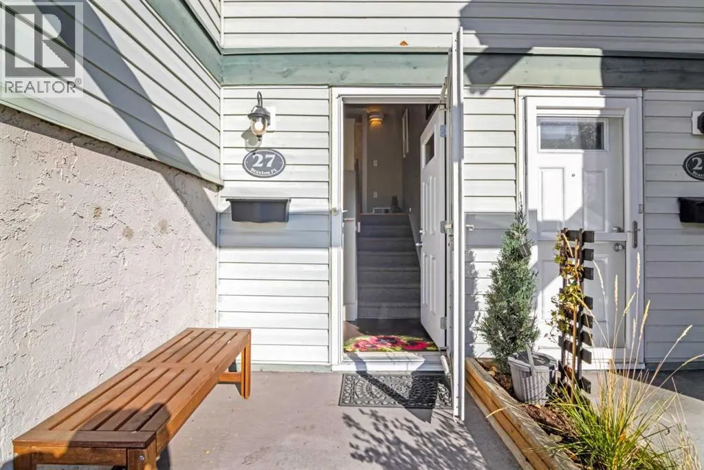 27, 333 Braxton Place SW
