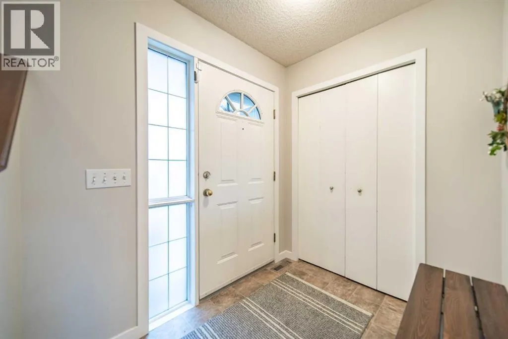17 Hidden Close NW