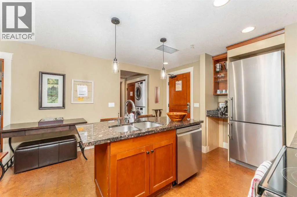 323, 173 Kananaskis Way