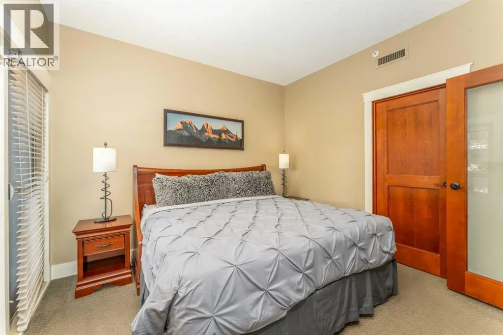 323, 173 Kananaskis Way