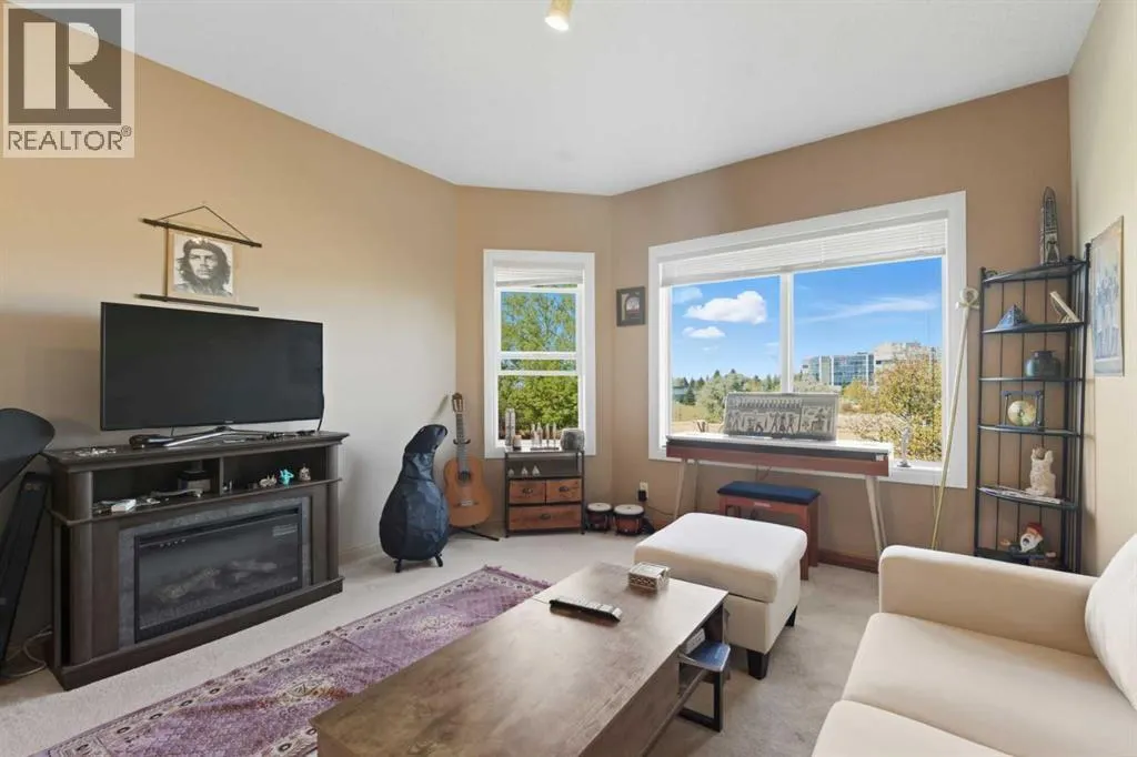 221, 1920 14 Avenue NE