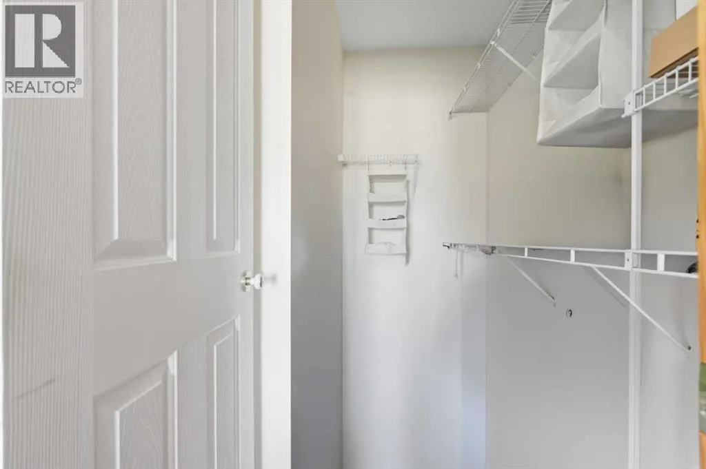 221, 1920 14 Avenue NE