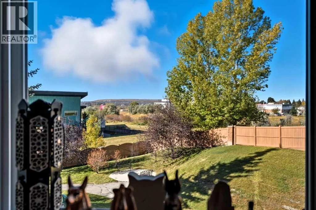 221, 1920 14 Avenue NE