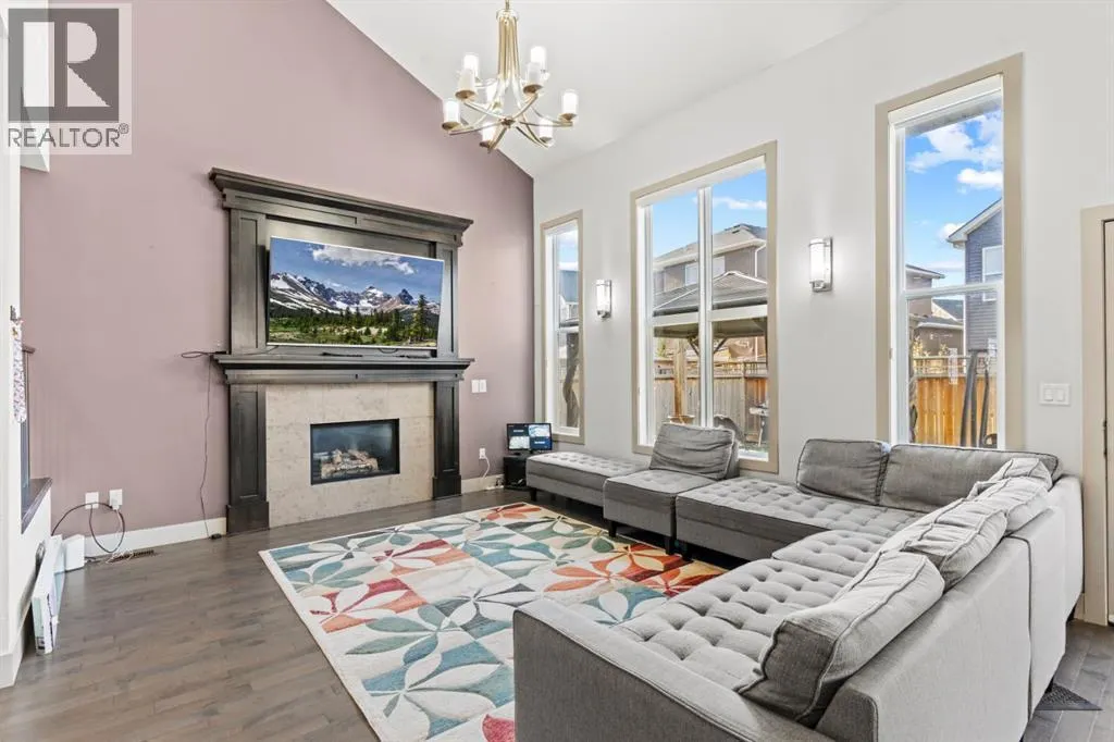 269 Kinniburge Boulevard