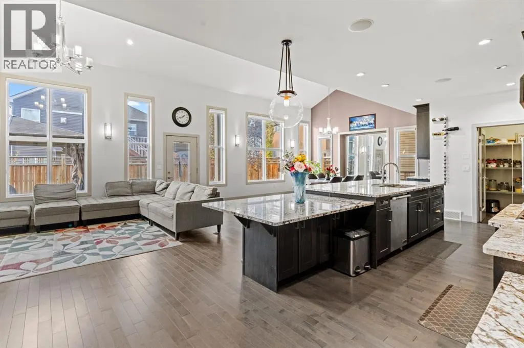 269 Kinniburge Boulevard