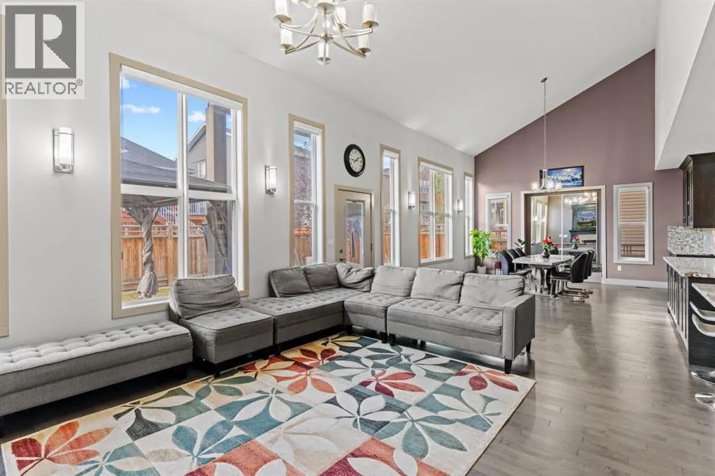 269 Kinniburge Boulevard