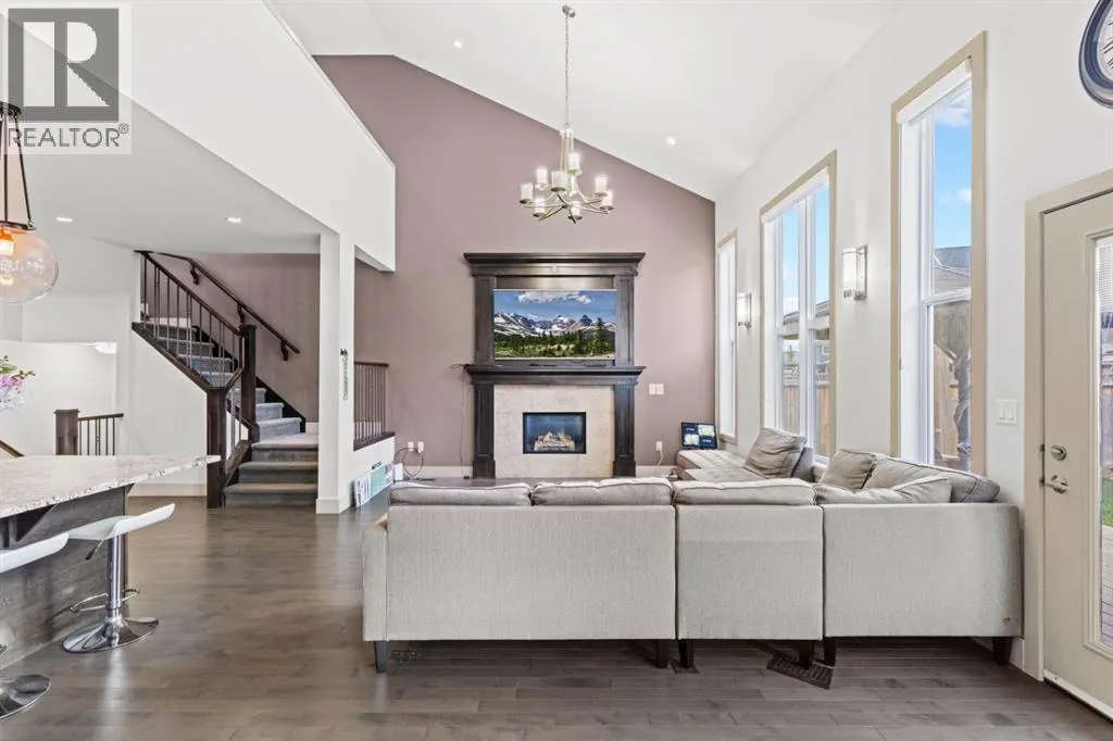 269 Kinniburge Boulevard