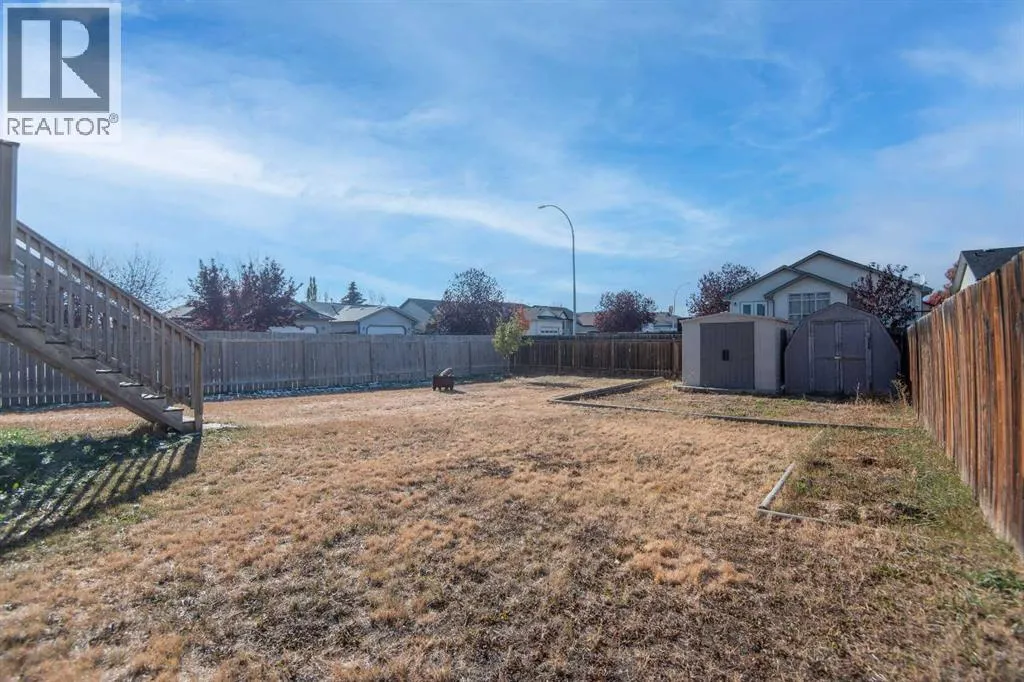 1 Pine Crescent