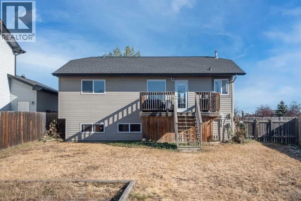 1 Pine Crescent