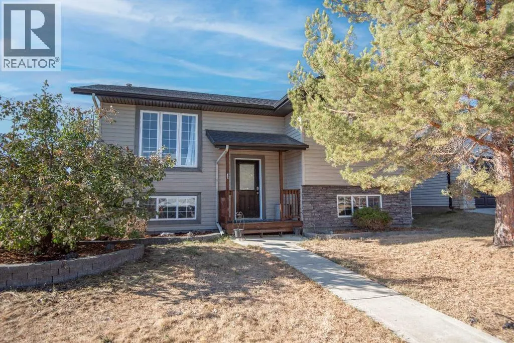 1 Pine Crescent