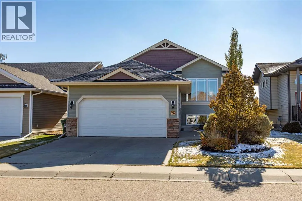 62 Larsen Crescent
