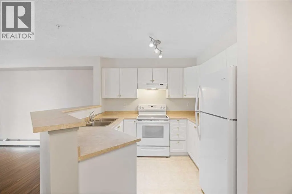115, 4000 Somervale Court SW
