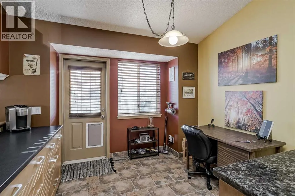 148 Citadel Close NW