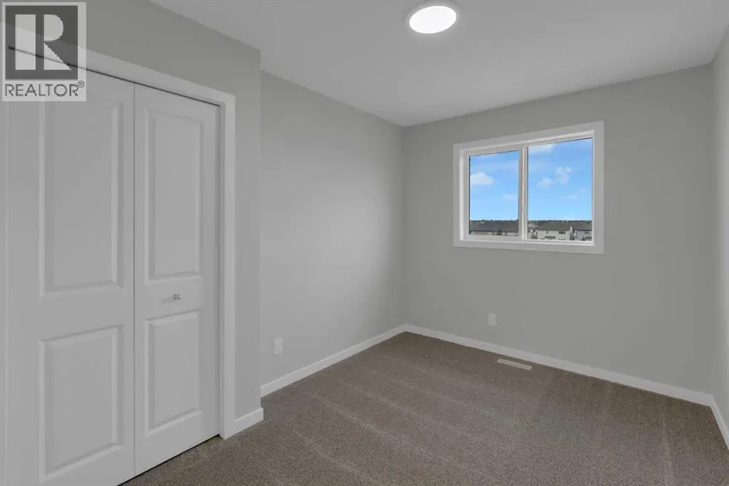 2022 Cobblebrook Crescent SW