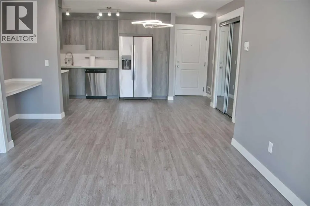 5407, 302 Skyview Ranch Drive NE
