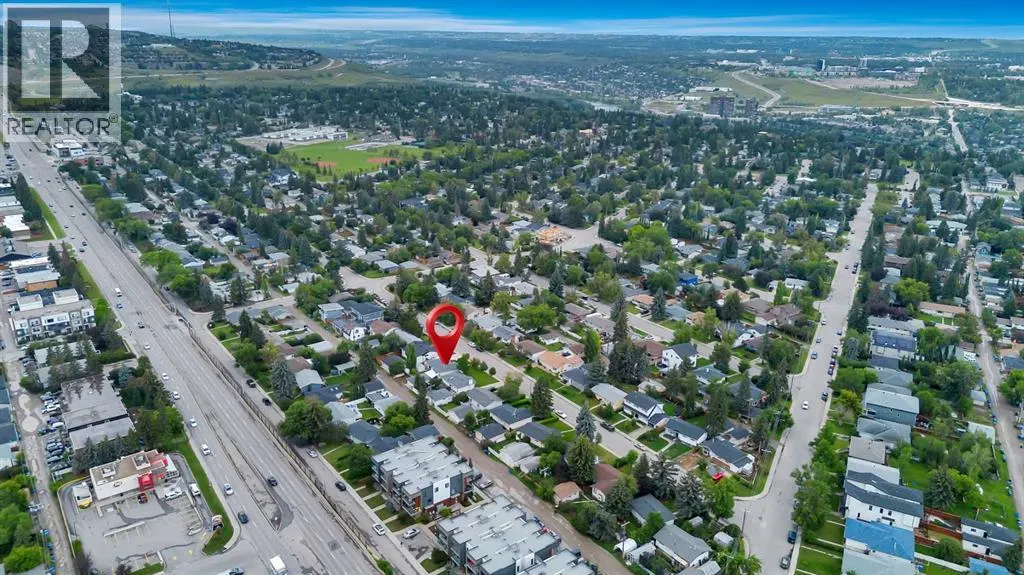 17 Windermere Road SW